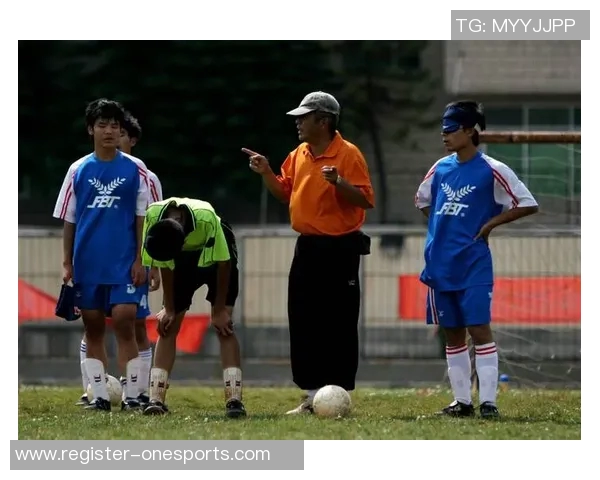 实时新闻刘芳专访从绿茵场到人生舞台的足球旅程回顾与展望